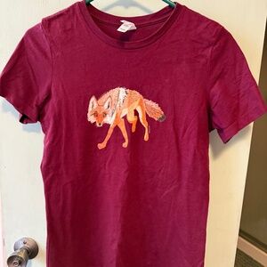 Artist Designed Coyote T-shirt Size Small